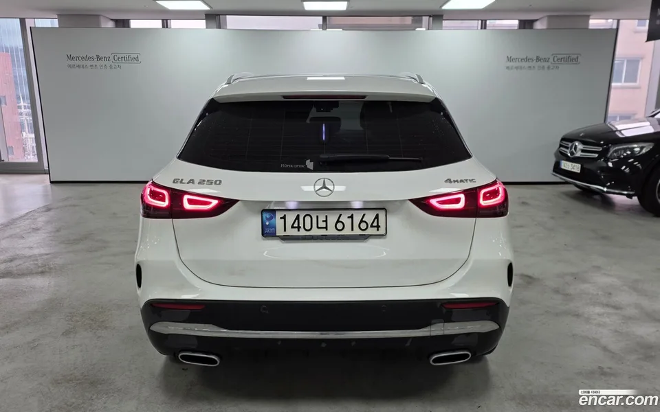 Mercedes-Benz GLA-Class GLA250 4MATIC 2023 — миниатюра 4