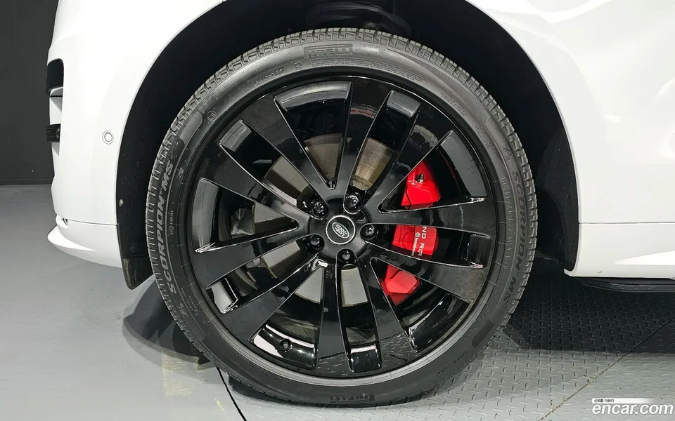 Land Rover Range Rover Sport P550E HSE 2025 — миниатюра 5