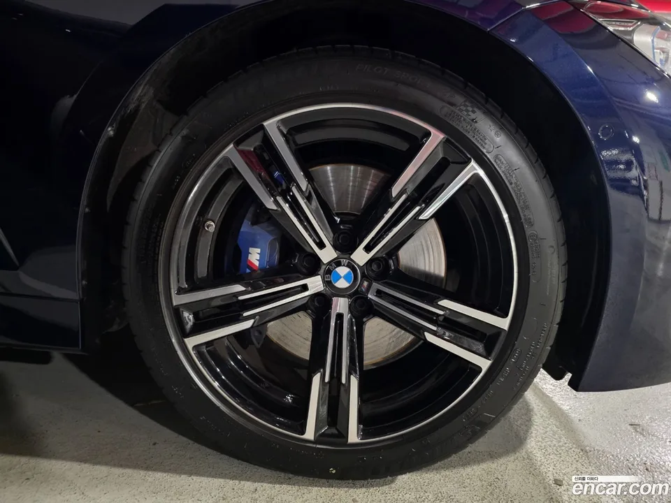 BMW 3 Series 320i M 2025 — миниатюра 4