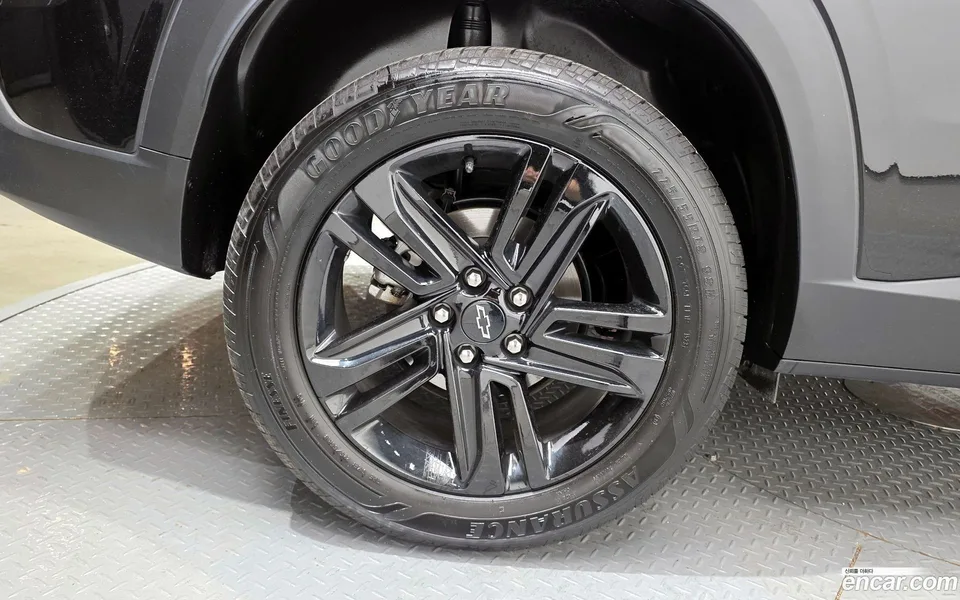 Chevrolet Trax Crossover 1.2 ACTIV 2023 — миниатюра 5
