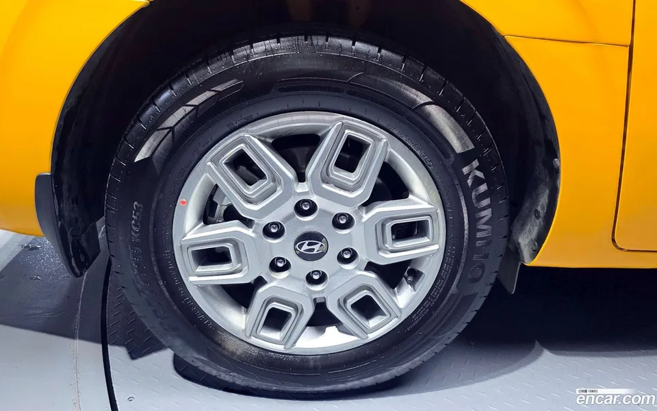 Hyundai Staria HEV 1.6 11 2024 — миниатюра 5