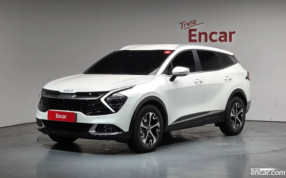 Kia Sportage Hybrid 2WD 2024 — фото 1, купить с доставкой в Москву