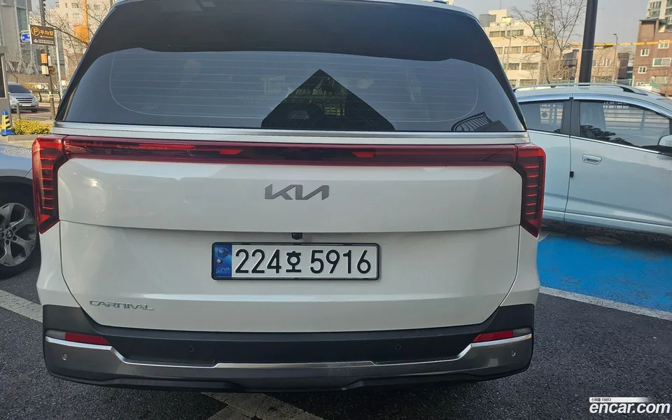 Kia Carnival 9 2024 — миниатюра 3