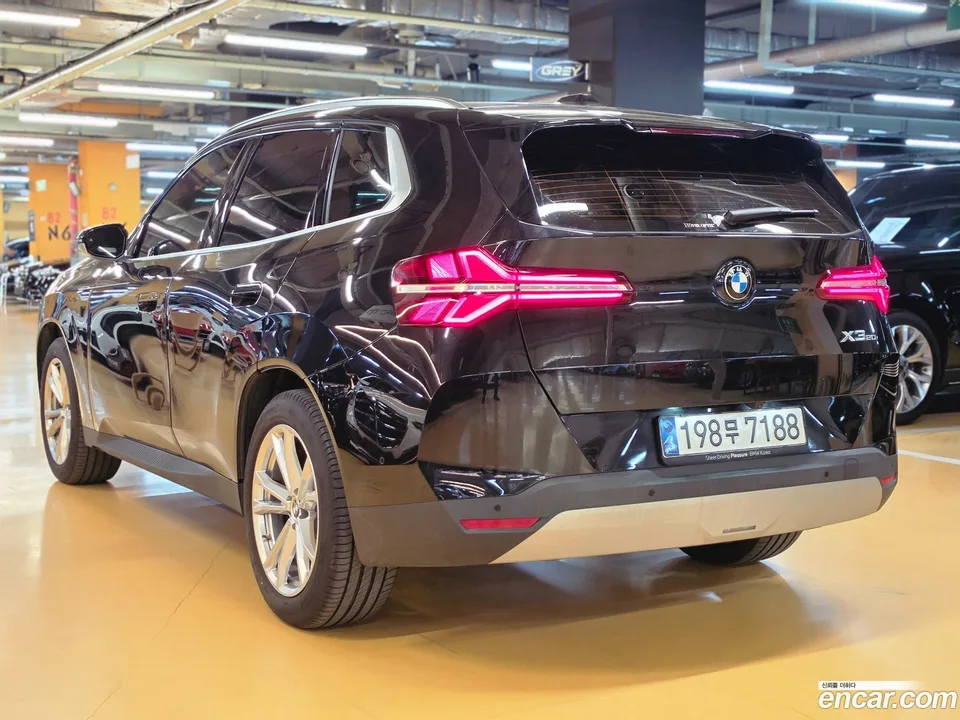 BMW X3 xDrive 20 2025 — миниатюра 3