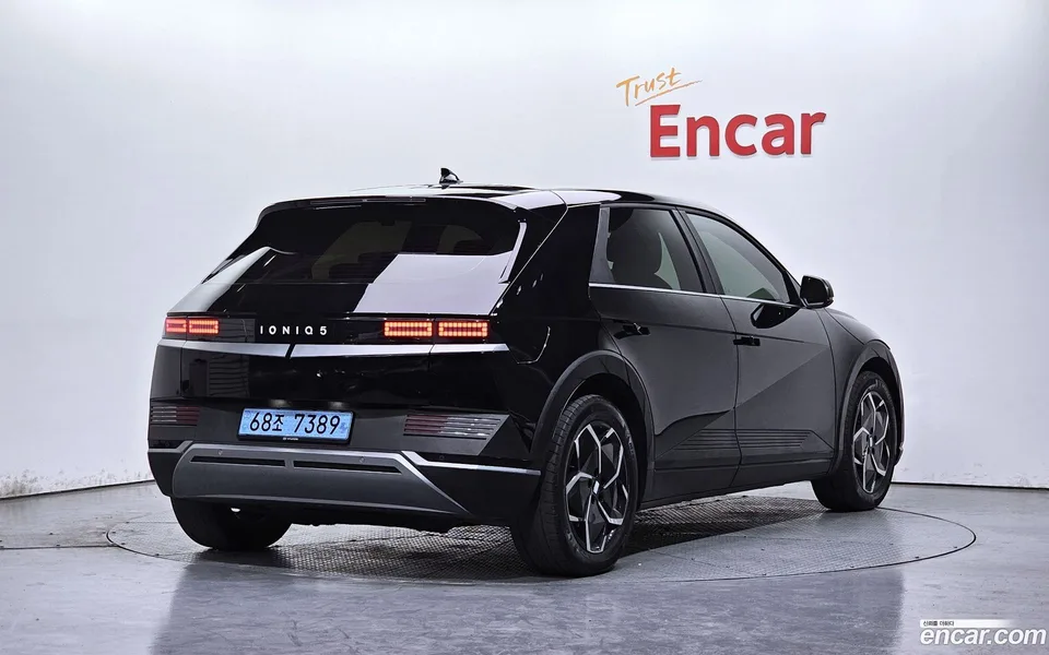 Hyundai Ioniq 5 2023 — миниатюра 2