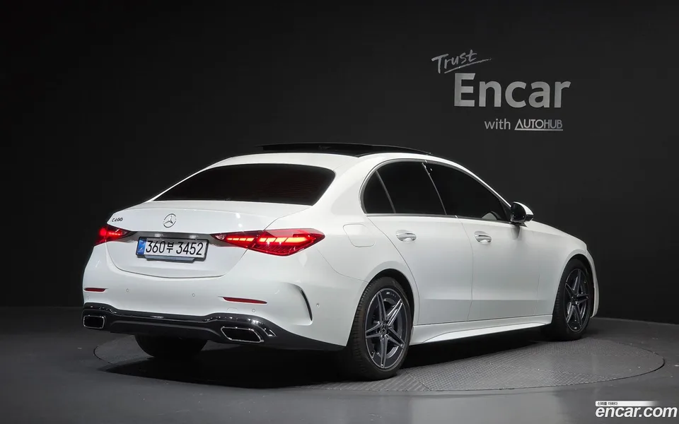 Mercedes-Benz C-Class C200 AMG Line 2025 — миниатюра 2
