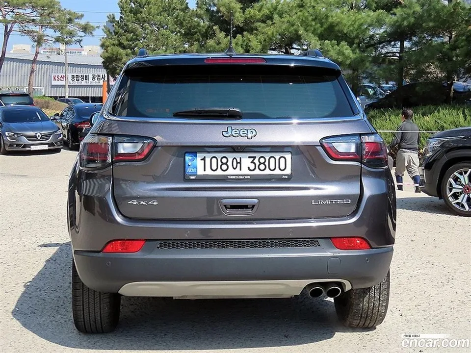 Jeep Compass 2.4 AWD 2022 — миниатюра 4