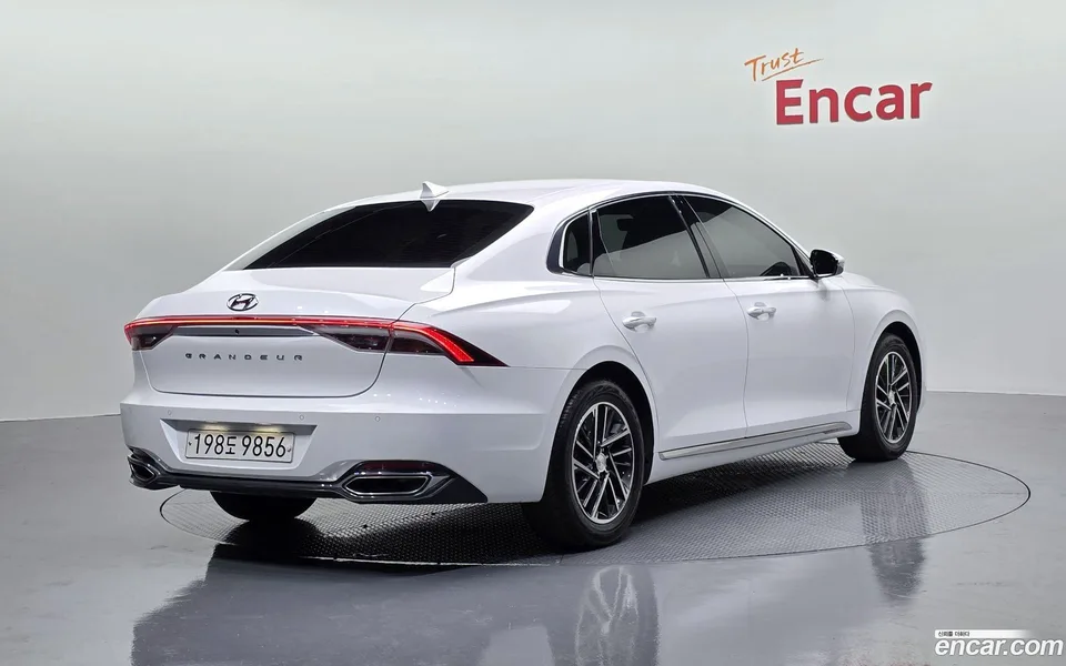 Hyundai Grandeur IG 2.5 2022 — миниатюра 2