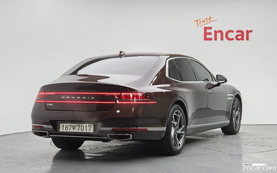 Genesis G90 3.5 2WD 2023 — миниатюра 2