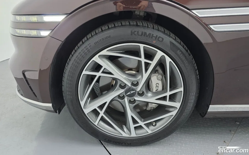 Genesis G90 3.5 2WD 2023 — миниатюра 5