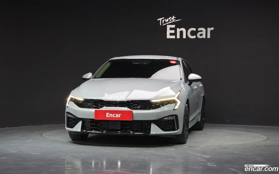 Kia K5 Hybrid 2025 — миниатюра 3