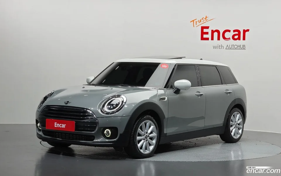 MINI Cooper Clubman 2022 — фото 1, купить с доставкой в Москву