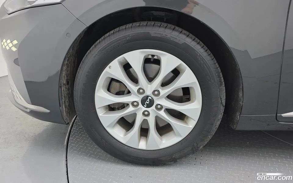Kia K8 2.5 2WD 2022 — миниатюра 5