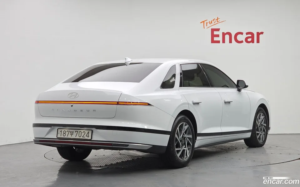 Hyundai Grandeur Hybrid 2024 — миниатюра 2