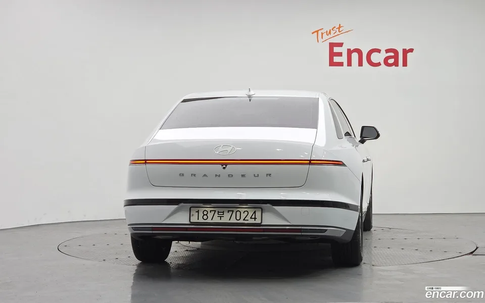 Hyundai Grandeur Hybrid 2024 — миниатюра 4