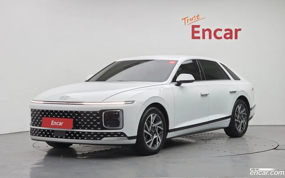 Hyundai Grandeur Hybrid 2024 — фото 1, купить с доставкой в Москву