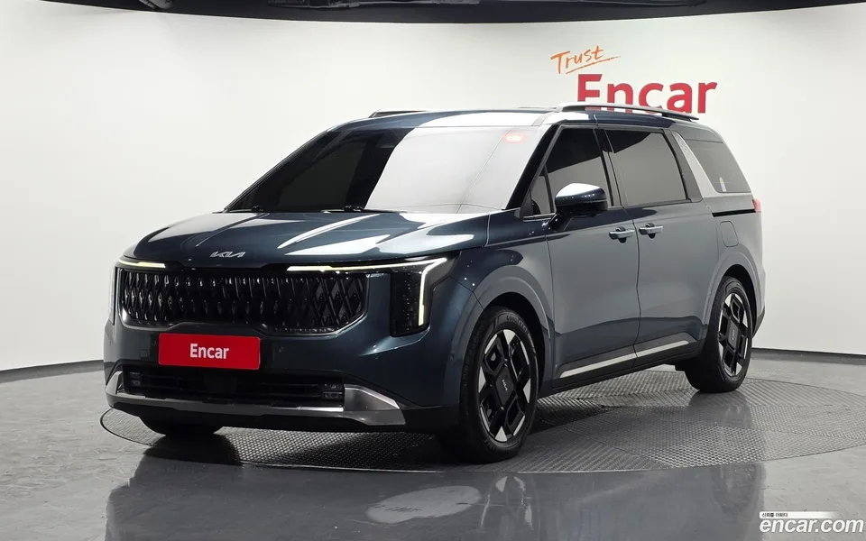 Kia Carnival 9 2024 — фото 1, купить с доставкой в Москву