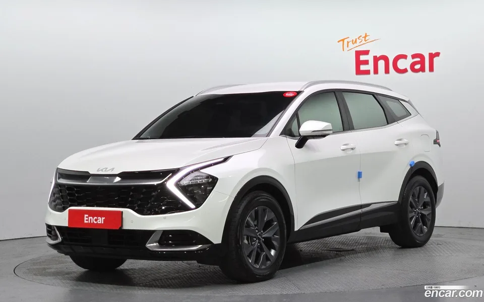 Kia Sportage 1.6 2WD 2023 — фото 1, купить с доставкой в Москву