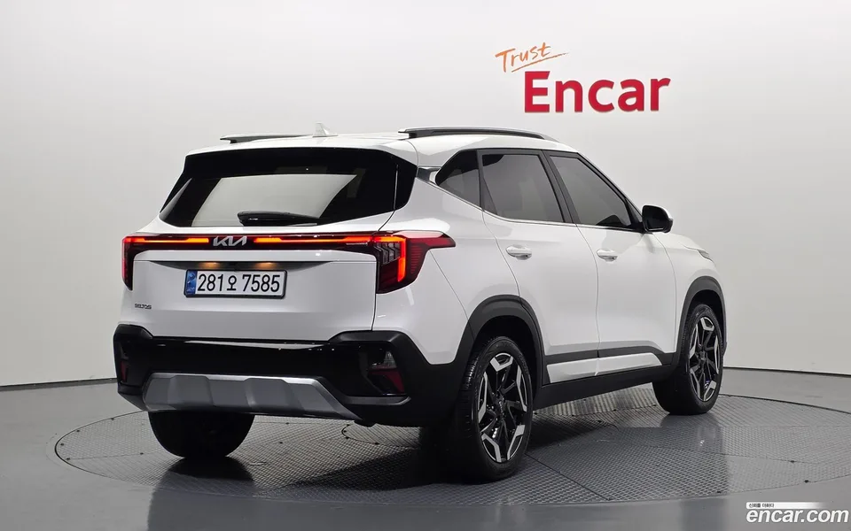 Kia Seltos 1.6 2WD 2024 — миниатюра 2