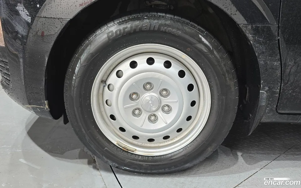 Hyundai Staria 5 2024 — миниатюра 5