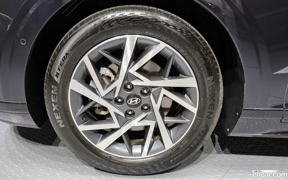 Hyundai Grandeur 2.5 2WD 2023 — миниатюра 5