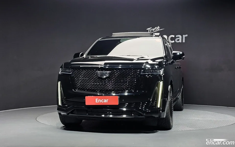 Cadillac Escalade 6.2 ESV 2023 — миниатюра 3