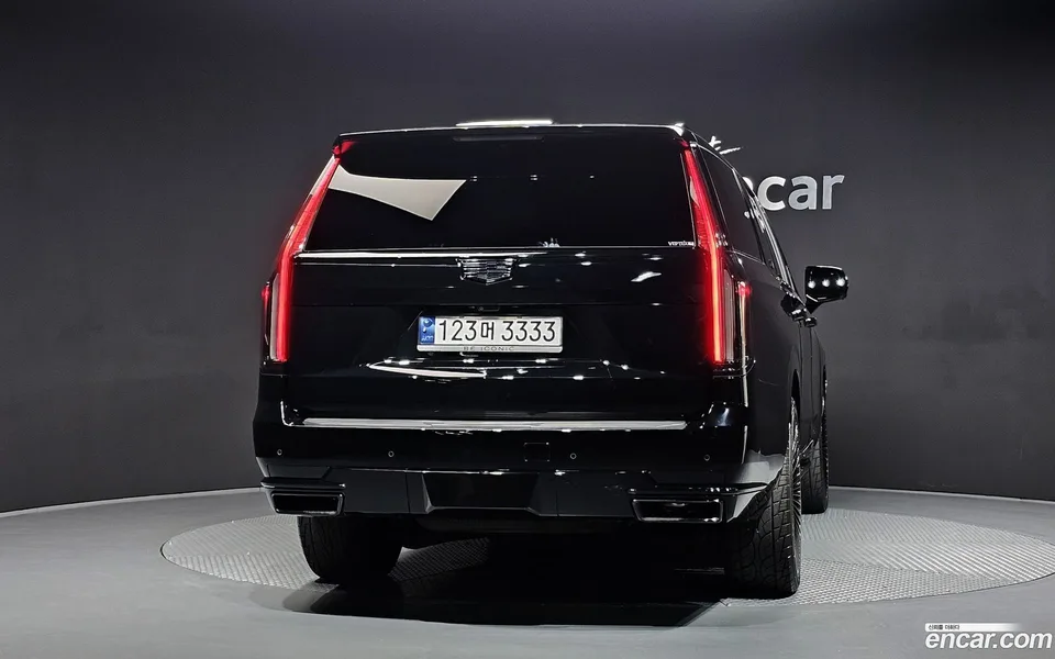 Cadillac Escalade 6.2 ESV 2023 — миниатюра 4