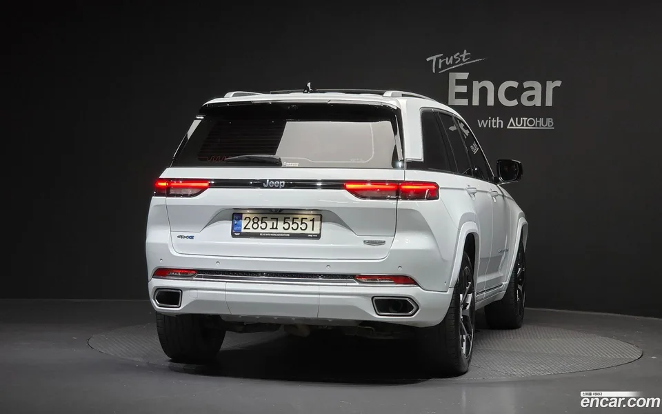 Jeep Grand Cherokee 4xe 2023 — миниатюра 4