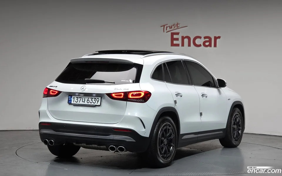Mercedes-Benz GLA-Class GLA45 AMG 4MATIC+ 2023 — миниатюра 2