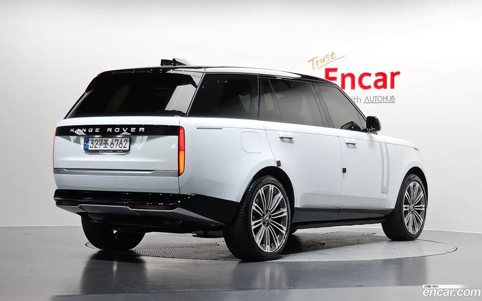 Land Rover Range Rover P530 AB LWB 2023 — миниатюра 2