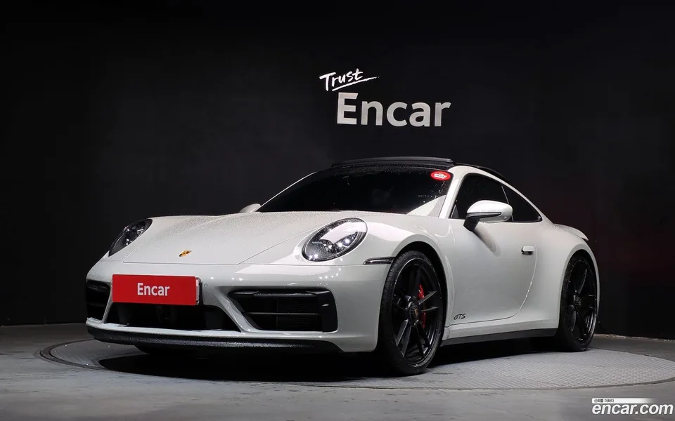Porsche 911 (992) GTS 2023 — фото 1, купить с доставкой в Москву