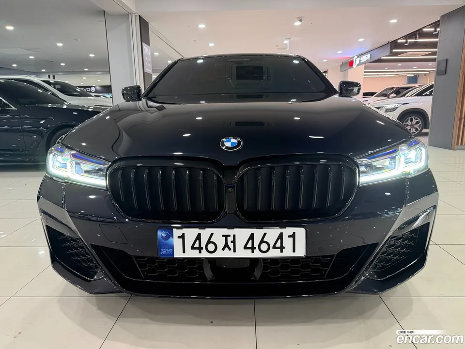 BMW 5 Series 530i M 2023 — миниатюра 3