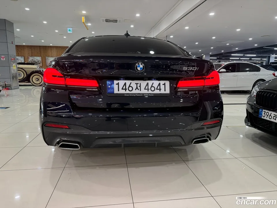 BMW 5 Series 530i M 2023 — миниатюра 4