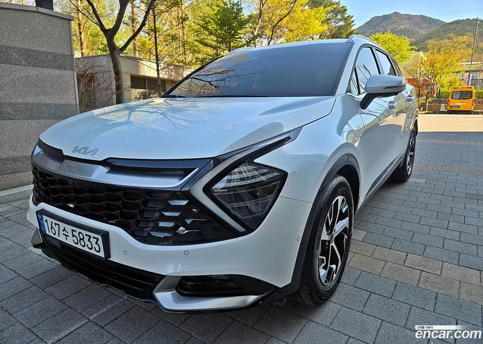 Kia Sportage Hybrid 2WD 2024 — миниатюра 2