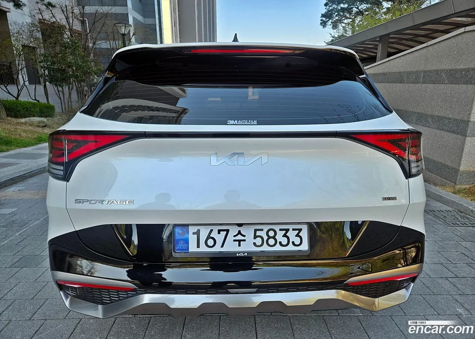 Kia Sportage Hybrid 2WD 2024 — миниатюра 5