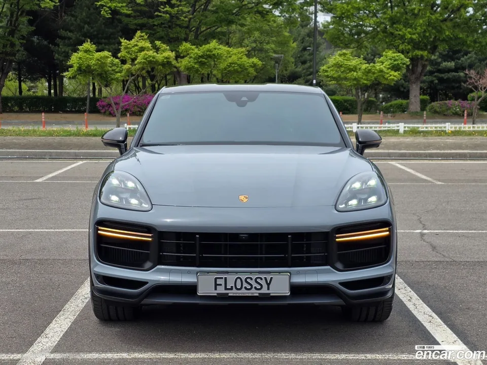 Porsche Cayenne 4.0 GT 2022 — миниатюра 3