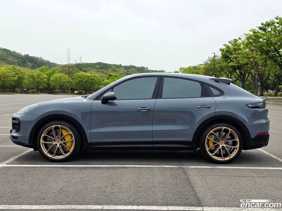Porsche Cayenne 4.0 GT 2022 — миниатюра 5