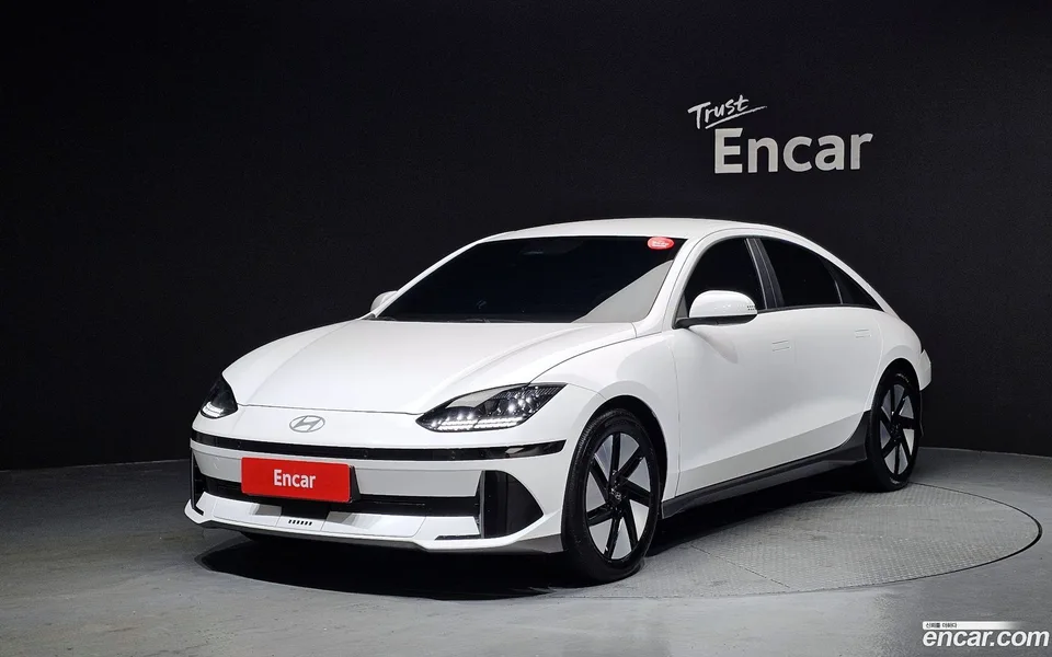 Hyundai Ioniq 6 2025 — фото 1, купить с доставкой в Москву