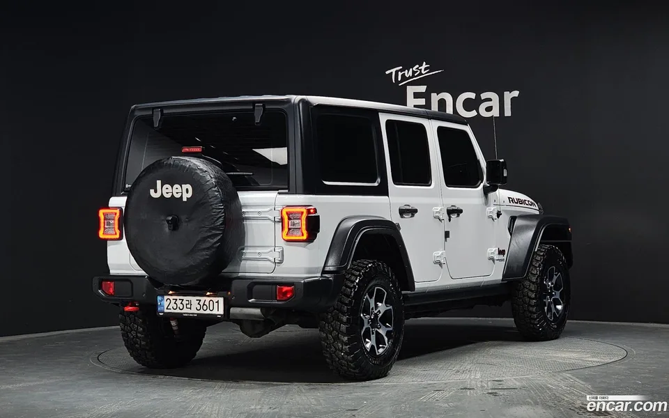 Jeep Wrangler 2.0 4 2022 — миниатюра 2