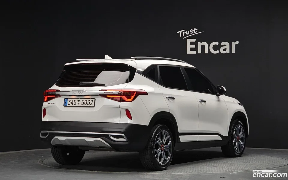 Kia Seltos 1.6 2WD 2022 — миниатюра 2
