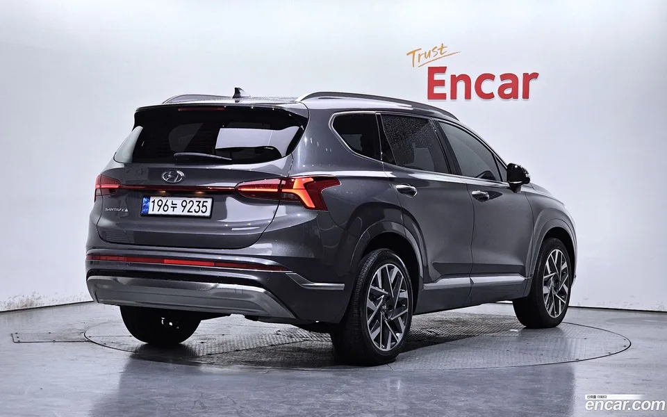 Hyundai SantaFe 2.5T 2WD 2023 — миниатюра 2