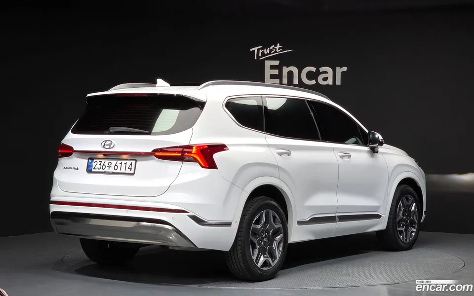 Hyundai Santa Fe HEV 1.6 2WD 2023 — миниатюра 2