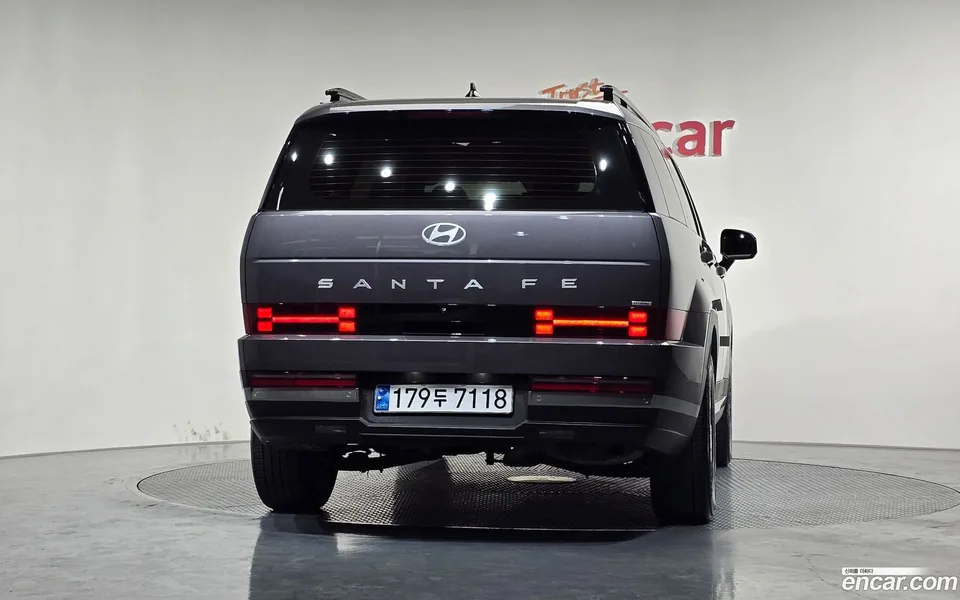Hyundai Santa Fe HEV 1.6 4WD 2025 — миниатюра 4