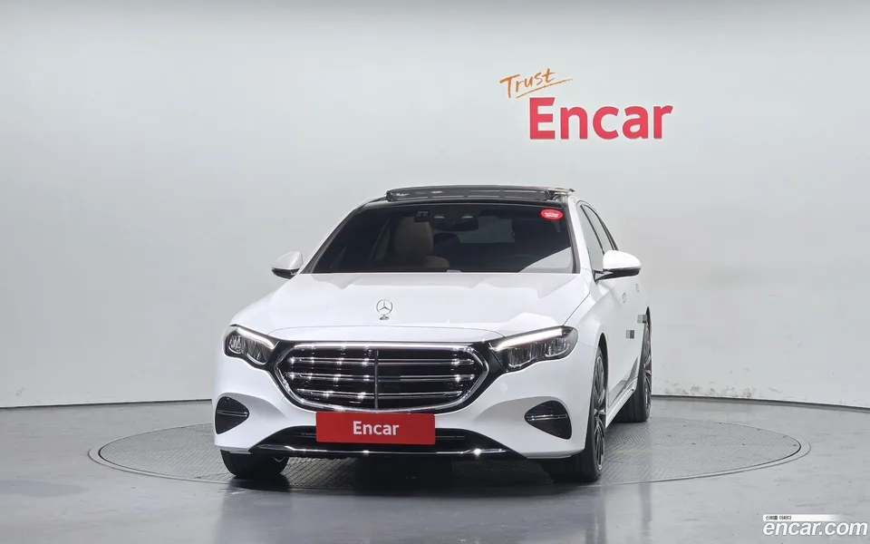 Mercedes-Benz E-Class E220d 4MATIC 2024 — миниатюра 3