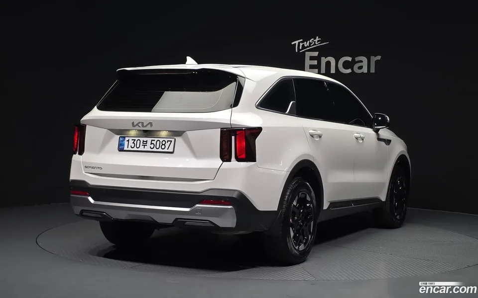 Kia Sorento 2.5T 2WD 2023 — миниатюра 2