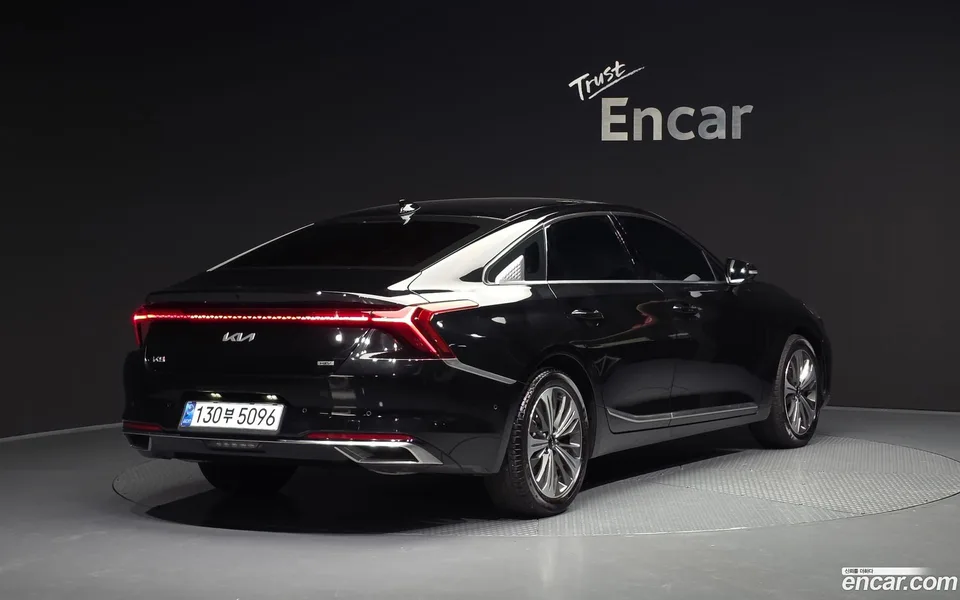 Kia K8 Hybrid 2023 — миниатюра 2