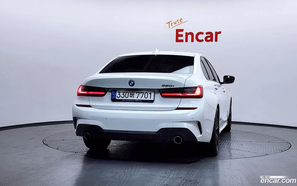 BMW 3 Series 320i M 2022 — миниатюра 4
