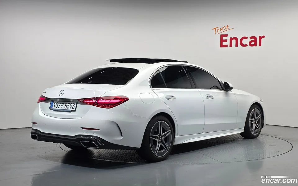 Mercedes-Benz C-Class C200 AMG Line 2025 — миниатюра 2
