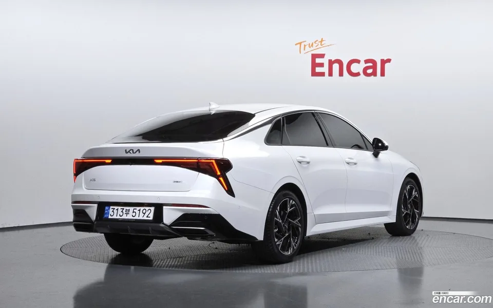 Kia K5 Hybrid 2024 — миниатюра 2