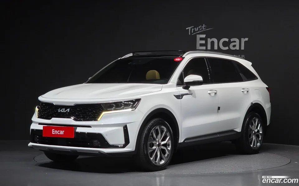 Kia Sorento 2.5T 2WD 2022 — фото 1, купить с доставкой в Москву